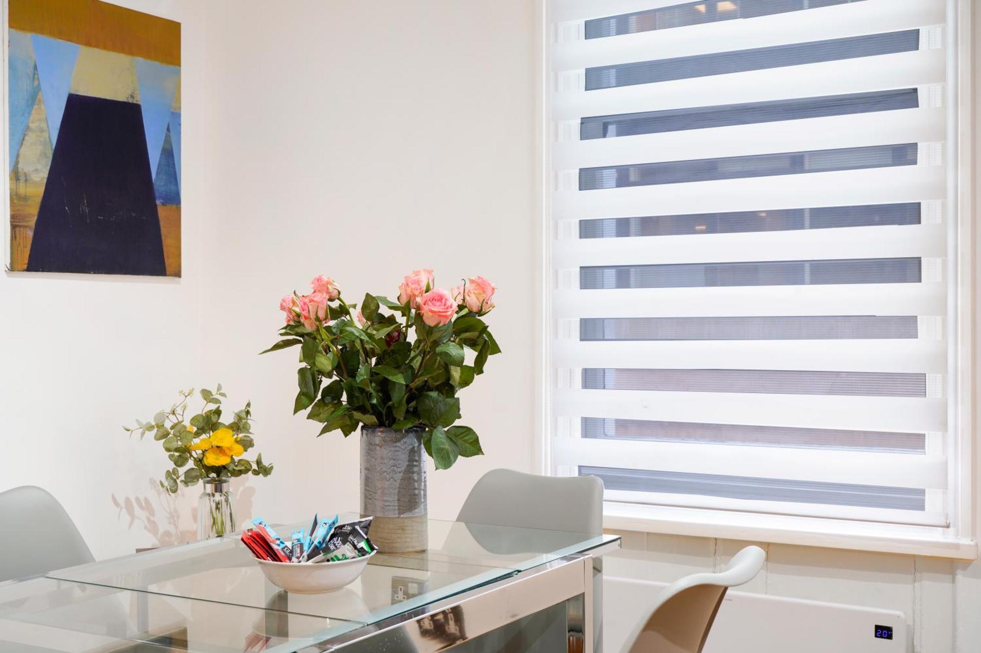 Apt 1, Soho Apartments 1St Floor By Indigo Flats Лондон Екстериор снимка